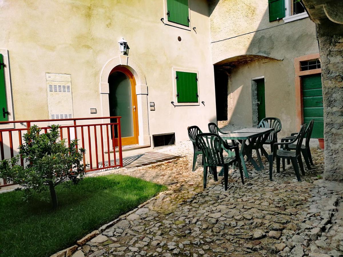 Casa Antico Borgo - Appartamento 1 Assenza di Brenzone Kültér fotó