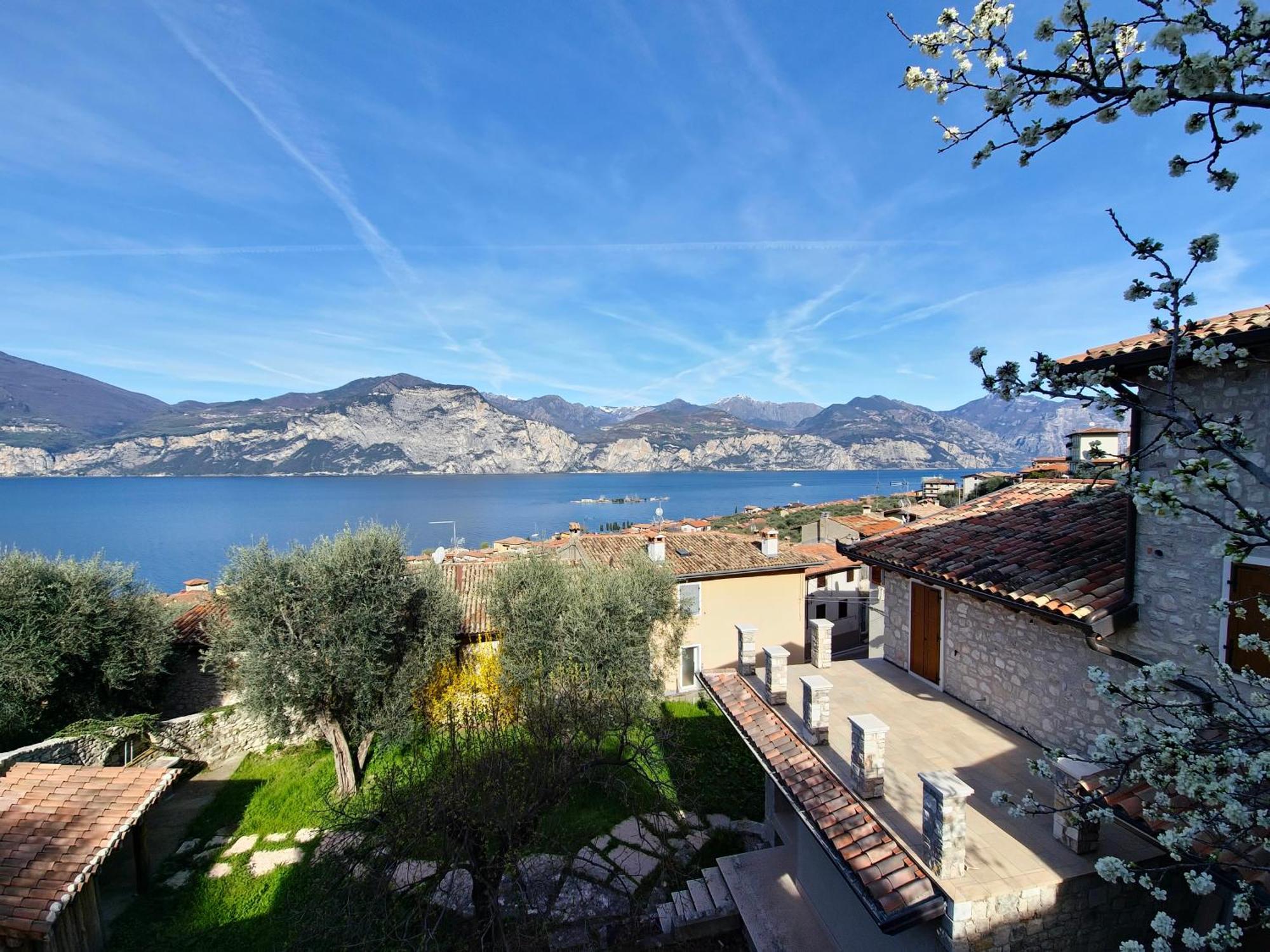 Casa Antico Borgo - Appartamento 1 Assenza di Brenzone Kültér fotó